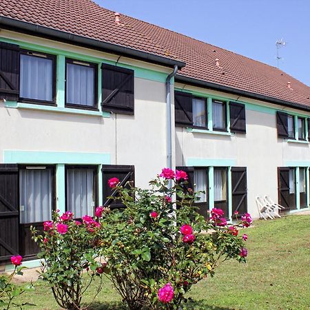 Contact Hotel Restaurant La Chaumiere Entre Orgeval Et Flins A13 Sortie 8 Ле Мюро Екстериор снимка