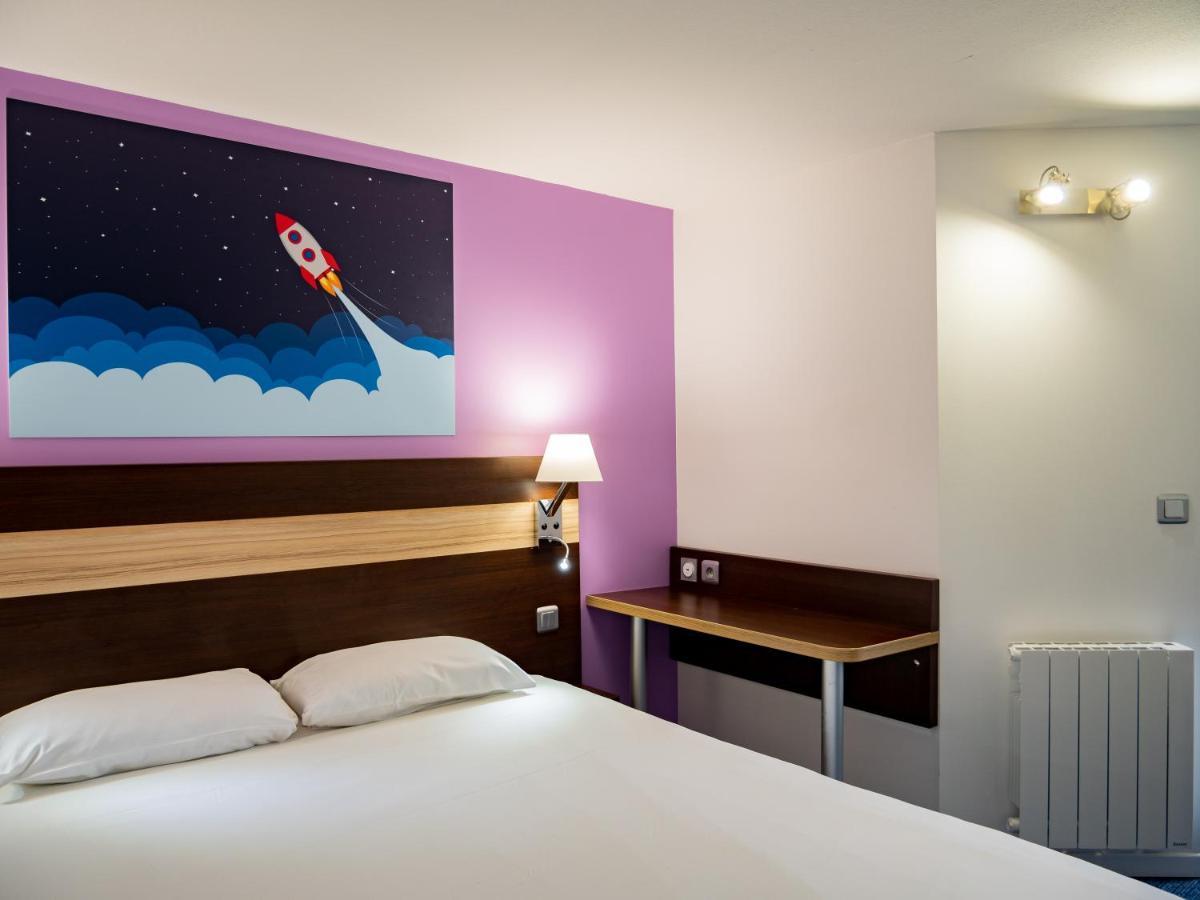 Contact Hotel Restaurant La Chaumiere Entre Orgeval Et Flins A13 Sortie 8 Ле Мюро Екстериор снимка